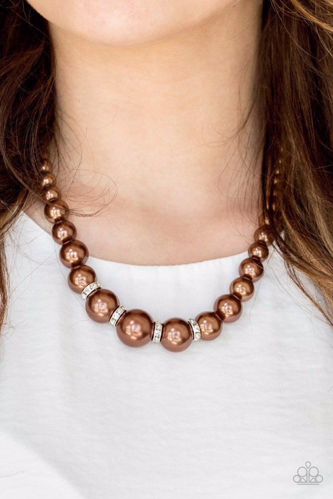 Party Pearls - Brown   976N